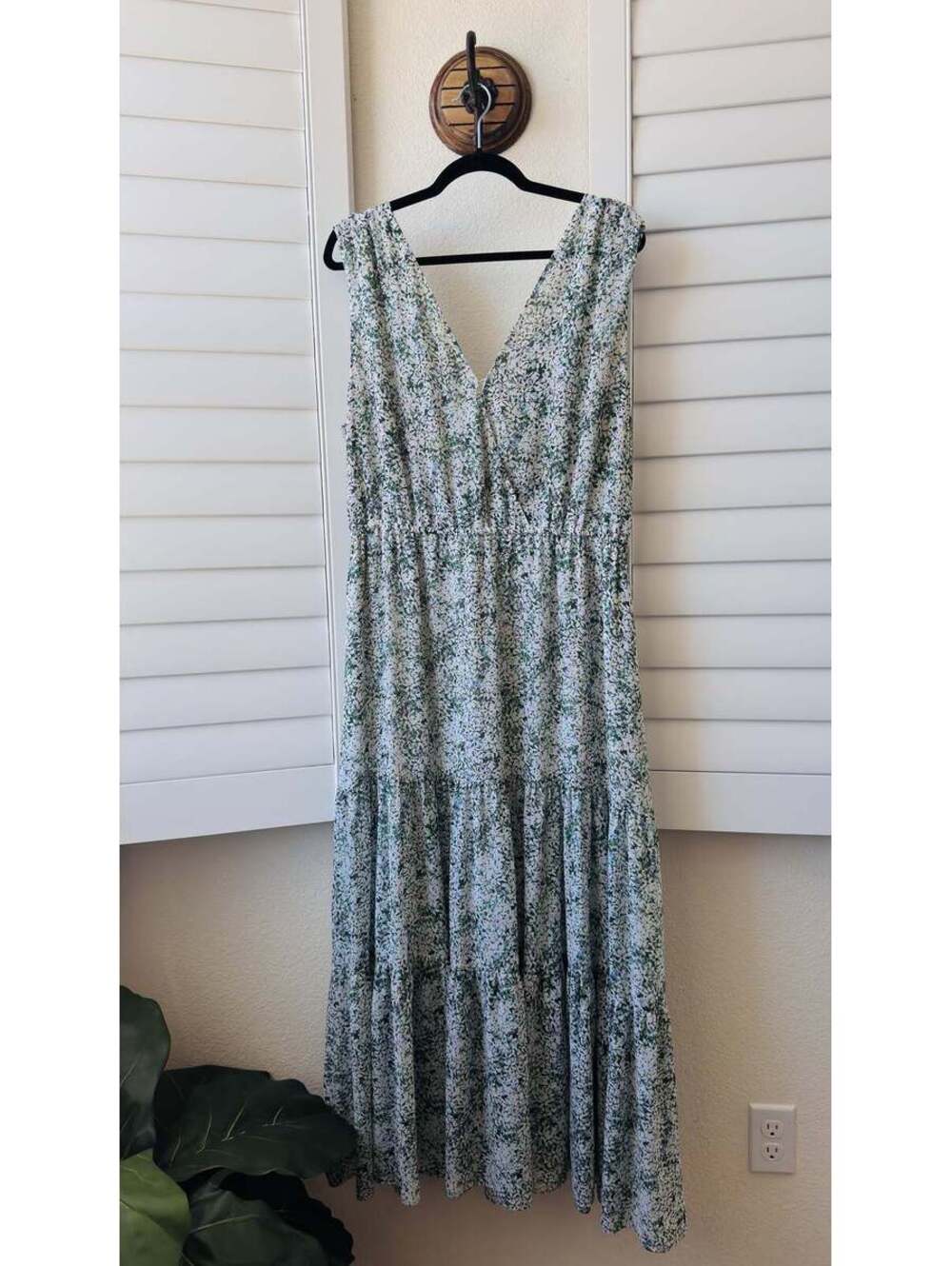 Banana Republic Floral Sleeveless Tiered Maxi Dress - Size XL